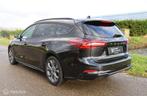 Ford Focus 1.0 EcoBoost Hybrid ST Line / Navi / Camera / 155, Stof, Gebruikt, Zwart, Zwart