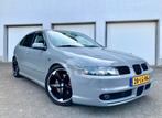 TE KOOP‼️UNIEKE SEAT LEON 1.8 20V-TURBO TOPSPORT NARDO-GREY!, Auto's, Voorwielaandrijving, 65 €/maand, Stof, 1800 kg