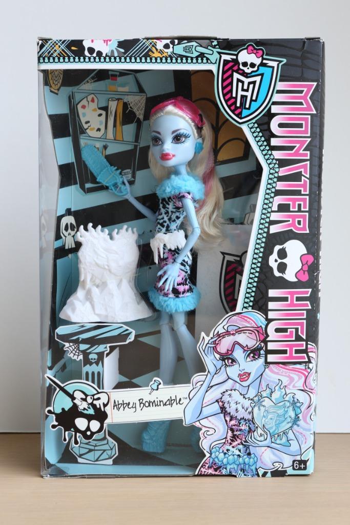 Monster High Abbey Bominable - Art Class #BDF13 (NRFB), Verzamelen, Poppen, Nieuw, Fashion Doll, Ophalen of Verzenden