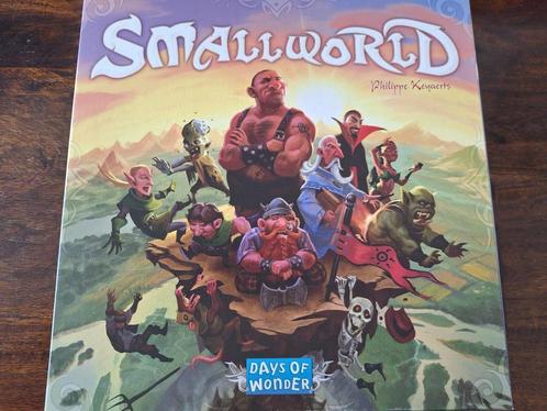 Small world, gezelschaps spel, Hobby en Vrije tijd, Gezelschapsspellen | Bordspellen, Zo goed als nieuw, Ophalen of Verzenden