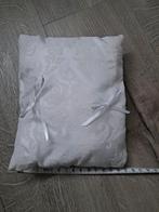 Nieuw handgemaakte ringenkussen trouwen flock motief c014, Ophalen of Verzenden, Nieuw, Wit, Accessoires