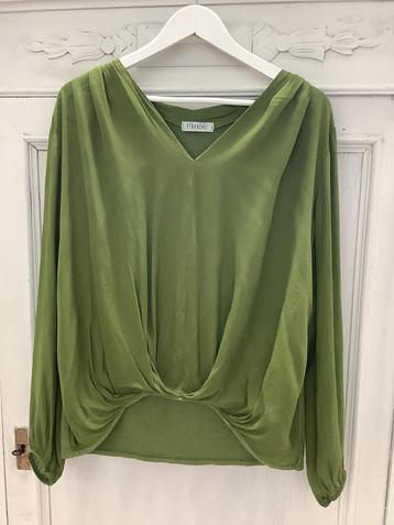 Blouse Transfer beschikbaar voor biedingen
