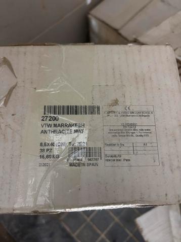 Vtwonen Marrakesh Zwart Mat 6,5x40cm 4,5m2 beschikbaar voor biedingen