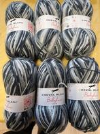 6 bollen babylux, zacht dun acrylgaren in grijs/wit - nieuw, Ophalen of Verzenden, Nieuw, Breien of Haken, Wol of Garen