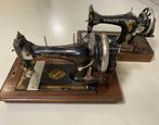 2 handnaaimachines (€12,50/machine), Antiek en Kunst, Antiek | Naaimachines, Ophalen