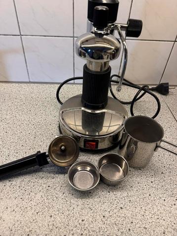 LA MESSONI NAPOLI ESPRESSO MACHINE beschikbaar voor biedingen