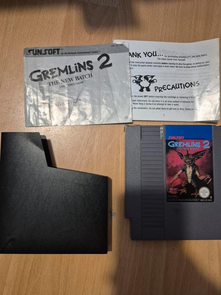 Gremlins 2 (NES) - Compleet met handleiding!, Spelcomputers en Games, Games | Nintendo NES, Gebruikt, Avontuur en Actie, 1 speler