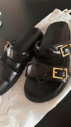 Massimo Dutti leren Slippers - Stijlvol en Comfortabel, Ophalen of Verzenden, Zo goed als nieuw, Zwart, Slippers