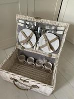 Picknick mand met servies, Hobby en Vrije tijd, Picknickmanden, Ophalen, Nieuw