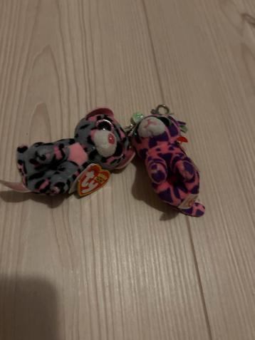 Leuke sleutelhangers voor kinderen beschikbaar voor biedingen