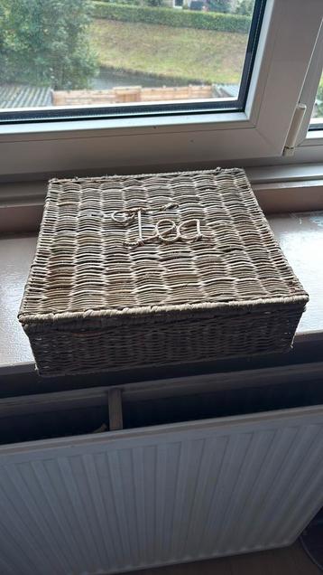 Riviera maison rattan theedoos beschikbaar voor biedingen