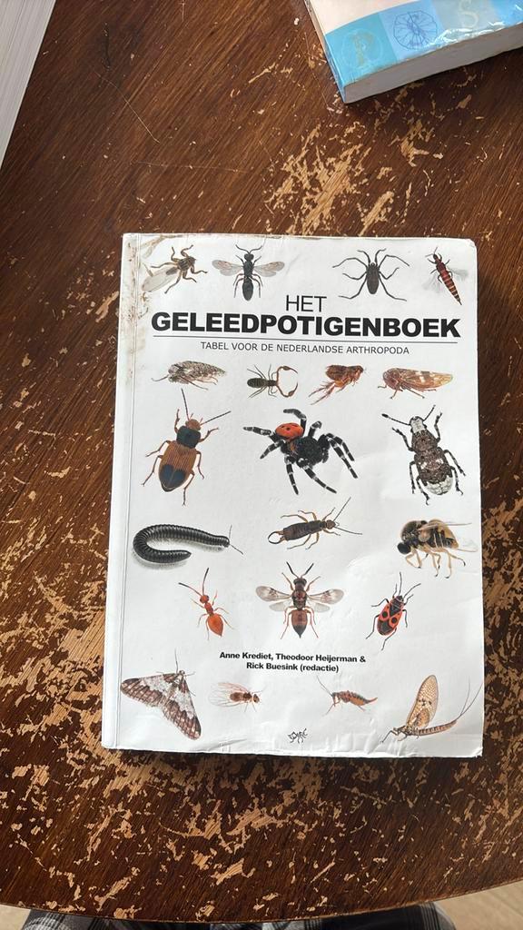 Het Geleedpotigenboek, Boeken, Natuur, Gelezen, Natuur algemeen, Ophalen of Verzenden