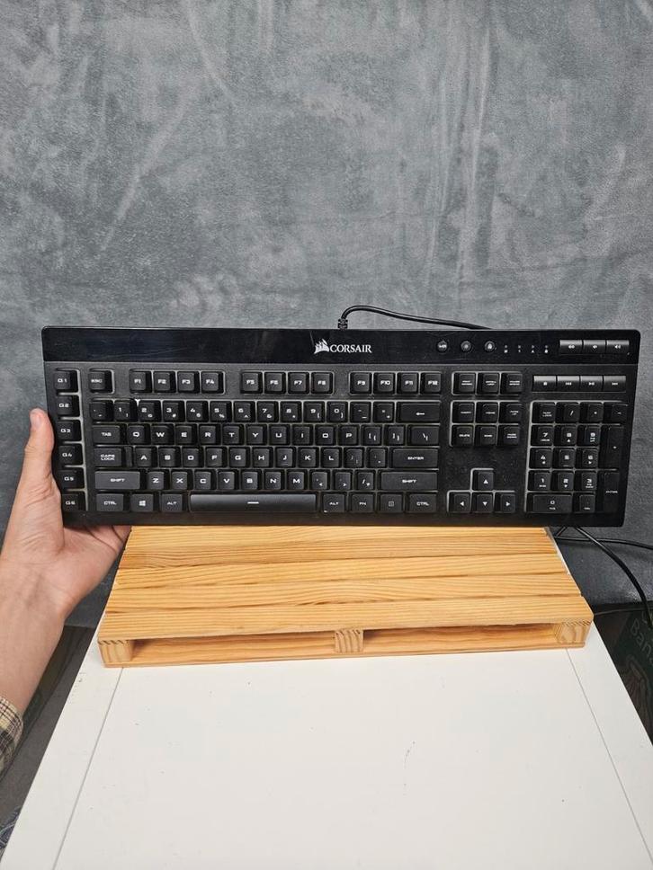 Corsair Toetsenbord Gaming K55 RGB Zwart Full Size Macro, Computers en Software, Toetsenborden, Gebruikt, Qwerty, Bedraad, Gaming toetsenbord