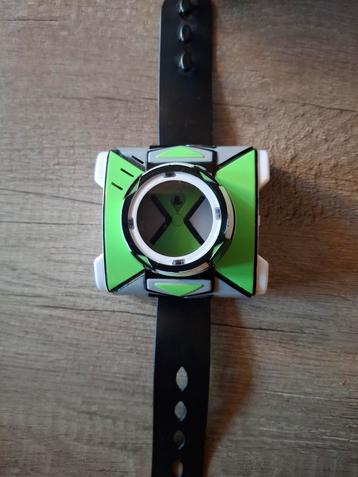 Ben 10 Omnitrix horloge + 3 extra horloges  beschikbaar voor biedingen
