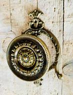 kapstokhaak VIER stuks , gordijnhouder (embrasse) wandhaak., Ophalen of Verzenden, Zo goed als nieuw