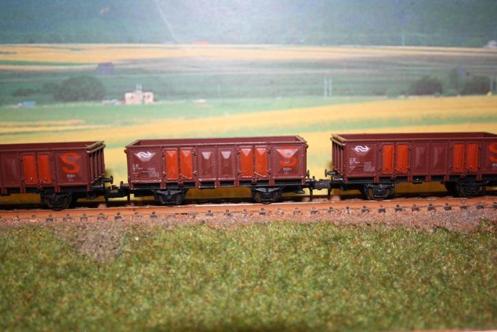 6 NS open bak wagens voor kolen of bieten, Hobby en Vrije tijd, Modeltreinen | N-Spoor, Gebruikt, Wagon, Gelijkstroom, Trix, NS