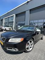 Volvo V70 2.4 D5 2011 Zwart, Auto's, Voorwielaandrijving, 1800 kg, 179 €/maand, Zwart