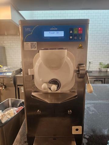 Carpigiani  Labo 8/12 XPLP + Softijs machine in top conditie beschikbaar voor biedingen