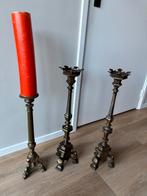 Drie Antieke bronzen kerkkandelaar kandelaar kerk religieus, Antiek en Kunst, Ophalen of Verzenden