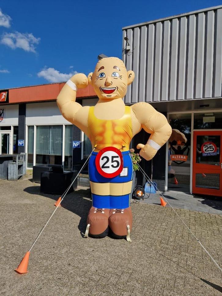 Opblaasbare (Halve) Abraham / (Halve) Sarah te huur!, Hobby en Vrije tijd, Feestartikelen | Verhuur, Zo goed als nieuw, Abraham of Sarah