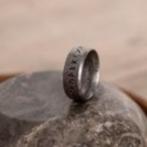 Noorse Runen Ring - Viking Runenschrift - Nordic Runes - RVS, 20 of groter, IJzer of Staal, Nieuw, Ophalen of Verzenden