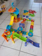 Parkeertoren en Brug met wegdelen (extra) van Vtech, Kinderen en Baby's, Speelgoed | Vtech, Ophalen of Verzenden, Zo goed als nieuw