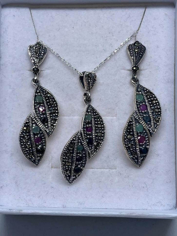 Handwerk Zilveren set met echte Onyx, Amethist en Smaragd, Sieraden, Tassen en Uiterlijk, Oorbellen, Nieuw, Knopjes of Stekers