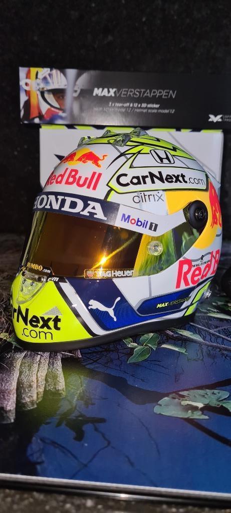 Uniek verzamelobject! Max Verstappen 1:2 Helm te koop, Verzamelen, Overige Verzamelen, Nieuw, Ophalen