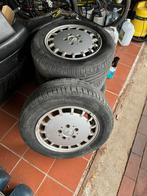 Mercedes w124 gullideckel velgen, Ophalen of Verzenden, 15 inch, Zomerbanden