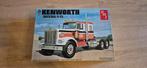 Kenworth conventional W-925 AMT 1/25, Ophalen of Verzenden, Zo goed als nieuw, Groter dan 1:32, Overige merken