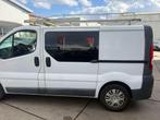 Opel Vivaro 2.5 CDTI L1H1 DC, Auto's, Bestelauto's, 145 pk, Stof, Gebruikt, 4 cilinders