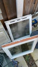 Gratis ophalen twee grenen ramen met dubbel glas, Gebruikt, Minder dan 75 cm, Overige typen, Ophalen of Verzenden
