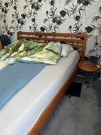 Bedframe 180x220 met tafeltjes en verlichting, Ophalen, Gebruikt, Tweepersoons
