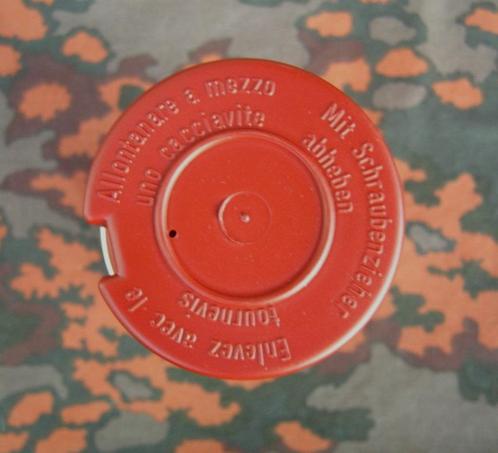 Spuitbus restauratielak in de kleur WH oxidrot mat, Verzamelen, Militaria | Tweede Wereldoorlog, Landmacht, Helm of Baret, Duitsland