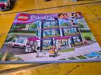 Lego friends hospital 41318, Ophalen of Verzenden, Zo goed als nieuw, Complete set, Lego