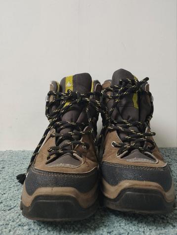 Wandelschoenen jongen maat 34 beschikbaar voor biedingen