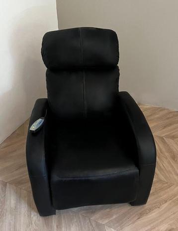 Fauteuil  beschikbaar voor biedingen