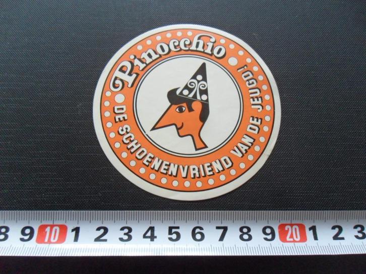 stickers PINOCCHIO De schoenenvriend van de jeugd !  *, Verzamelen, Stickers, Zo goed als nieuw, Ophalen