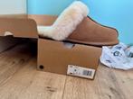 NIEUW: UGG pantoffels dames 40 bruin, UGG, Bruin, Nieuw, Ophalen of Verzenden