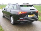 Volkswagen Golf Variant 1.0 TSI  LIFE 110pk 2022 Zwart, Auto's, Voorwielaandrijving, Stof, Zwart, Origineel Nederlands