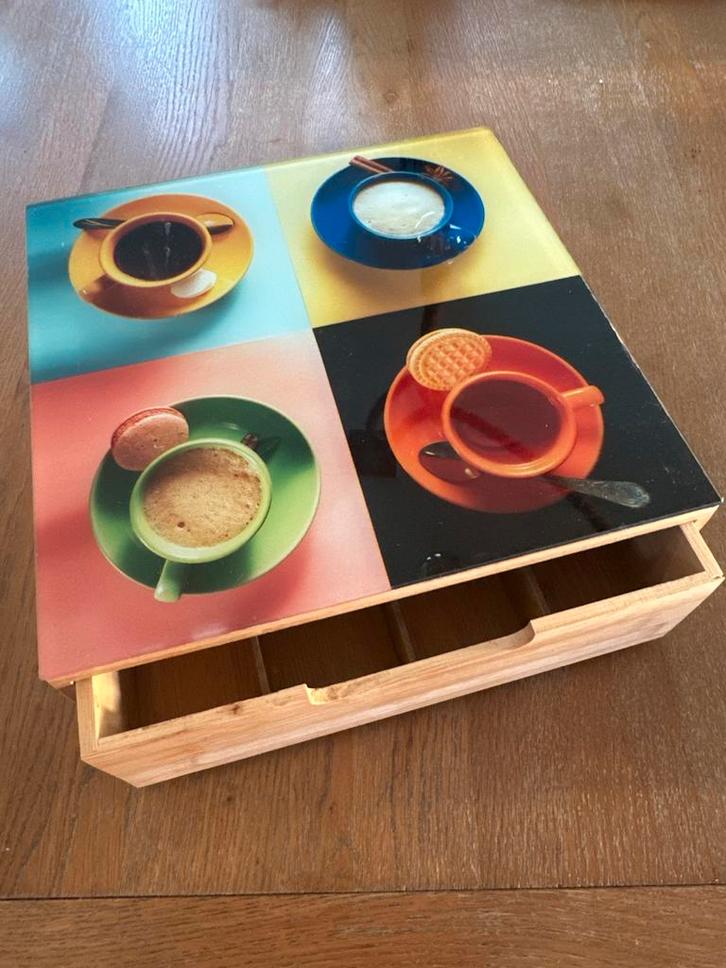 Thee/ koffiedoos met glazen bovenkant, Huis en Inrichting, Keuken | Keukenbenodigdheden, Zo goed als nieuw, Ophalen of Verzenden