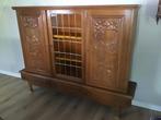 Eiken kast met 3 laden, 2 deuren met opzetstukken en vitrine, Ophalen, Eikenhout, 100 tot 150 cm, 150 tot 200 cm