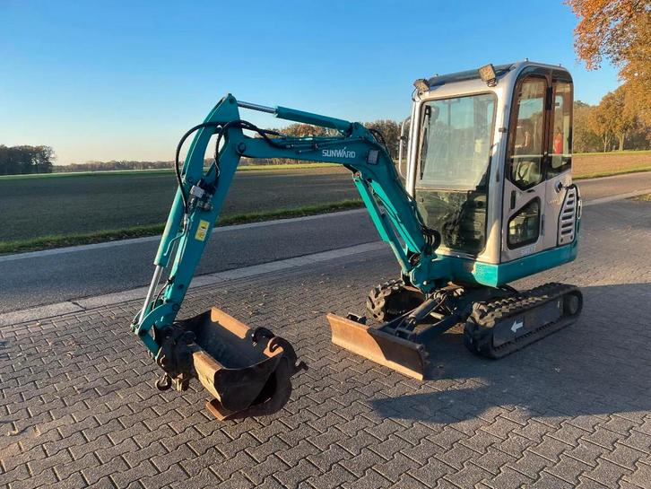 Sunward SWE17B minigraver (bj 2018), Zakelijke goederen, Machines en Bouw | Kranen en Graafmachines, Graafmachine