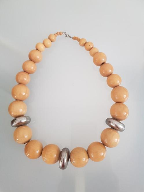 Leuke korte houten ketting voor de natuurlijke uitstraling, Sieraden, Tassen en Uiterlijk, Kettingen, Gebruikt, Overige materialen