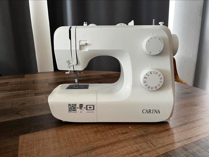 Naaimachine met toebehoren, Hobby en Vrije tijd, Naaimachines en Toebehoren, Zo goed als nieuw, Naaimachine, Overige merken, Ophalen