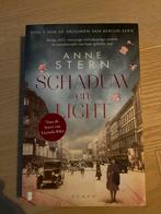 Schaduw en Licht - Anna Stern - Zo goed als nieuw, Ophalen of Verzenden, Zo goed als nieuw, Nederland