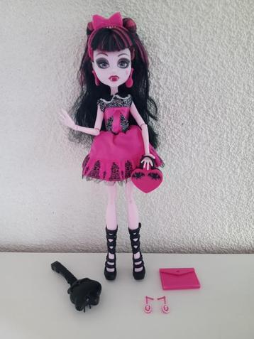 Monster High Picture Day - DRACULAURA beschikbaar voor biedingen
