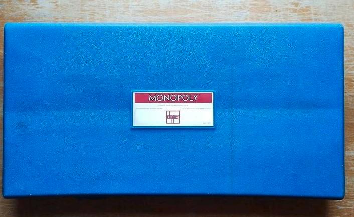 Mooie monopoly uit 1970 in nieuwstaat, Hobby en Vrije tijd, Gezelschapsspellen | Bordspellen, Zo goed als nieuw, Ophalen of Verzenden