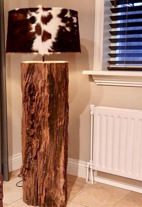 Unieke lampen van robuust hout, Huis en Inrichting, Lampen | Vloerlampen, Zo goed als nieuw, 150 tot 200 cm, Hout, Ophalen