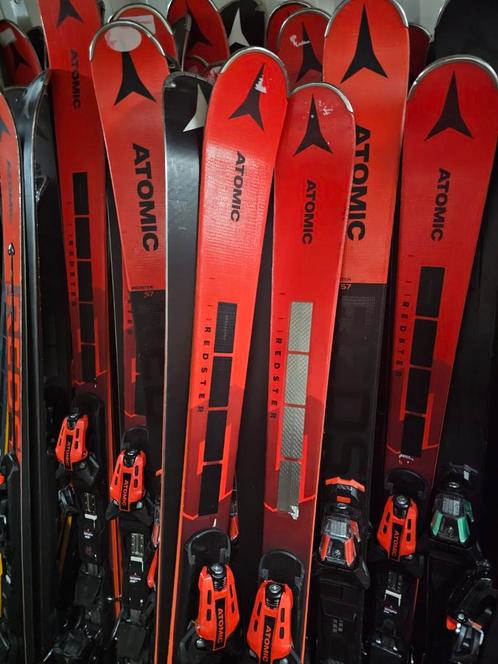 UITVERKOOP!! GROOTSTE VOORRAAD SKIS EN SCHOENEN UITVERKOOP, Sport en Fitness, Skiën en Langlaufen, Zo goed als nieuw, Ski's, Skiën